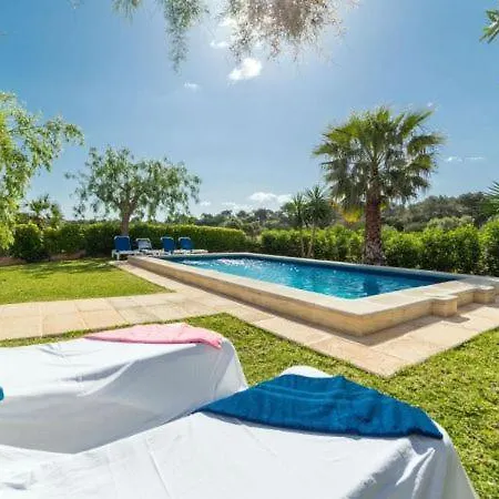 Sleeps 6 With Pool Air Con And Wifi Villa Pollenca