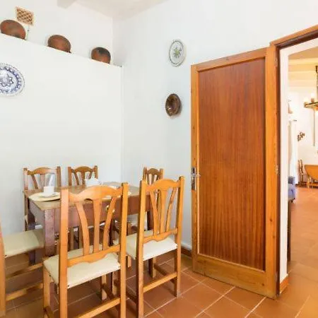 Sleeps 6 With Pool Air Con And Wifi * Pollenca